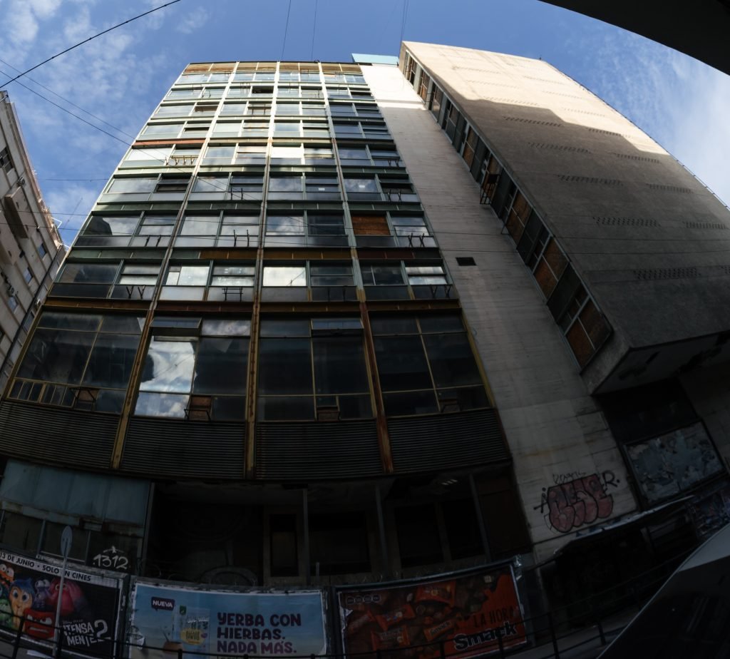 Muestra de arquitectura interior y diseño - Microcentro porteño ...